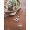 79-887 Clover 梭織蕾絲吊飾 (奶茶色)