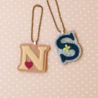 [H441-379] Hamanaka Felt Wool kit - Alphabet Charm (A ~ Z artwork)