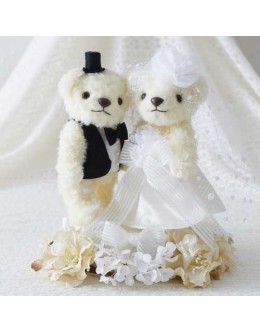 Clover 68-732 Wedding Bear Sewing Kit