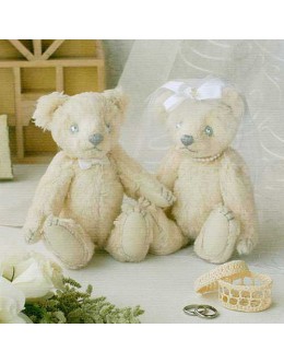 Hamanaka H431-113 Organic Cotton Wedding Bear Sewing Kit